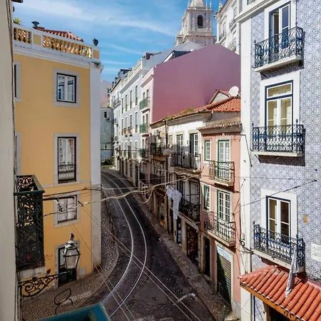 Curva Do 28 | Alfama Διαμέρισμα Lisboa