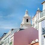 Curva Do 28 | Alfama * Lisboa