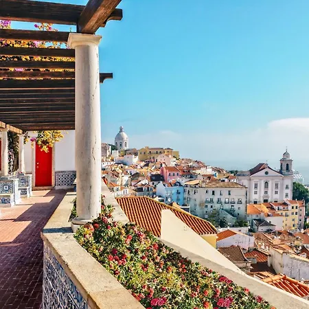 Апартаменти Curva Do 28 | Alfama